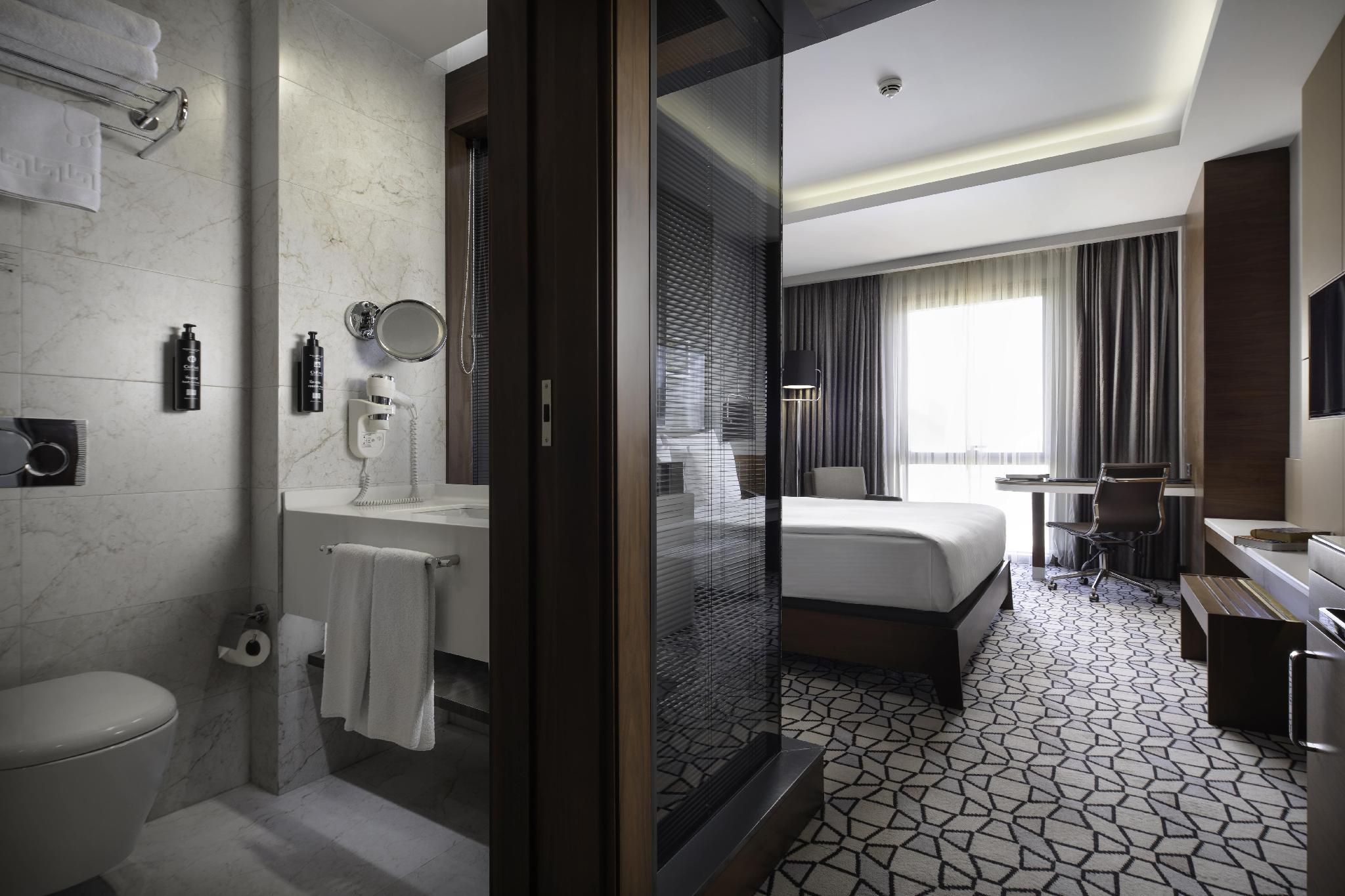 undefined Grand Harilton Hotel 3