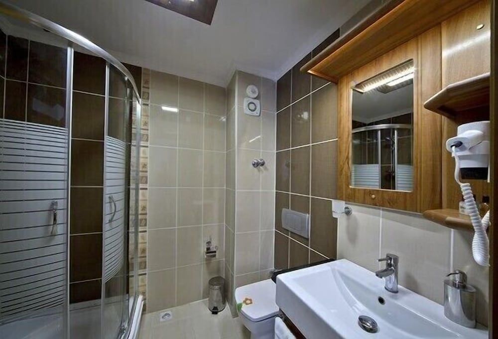 Otel Azmakhan Standard Room, Mountain View 5