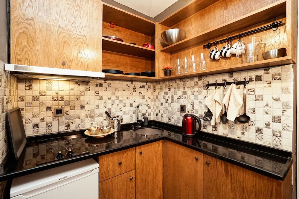 Cube Suites Family Suite, 1 Bedroom 8