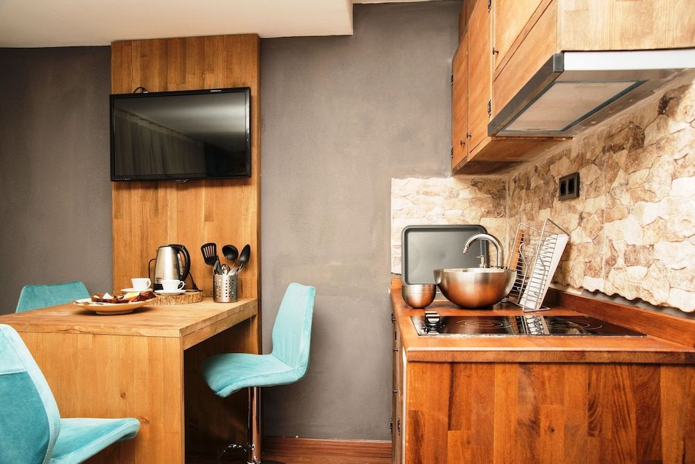 Cube Suites Suite, Smoking, Balcony 5