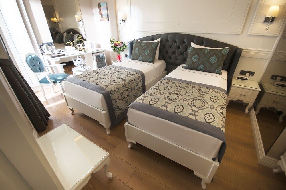 undefined Antusa Palace Hotel & Spa 3