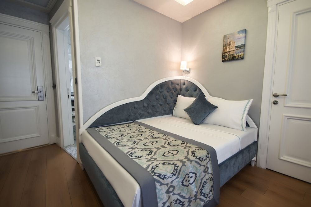 Antusa Palace Hotel & Spa Economy Double Room 2