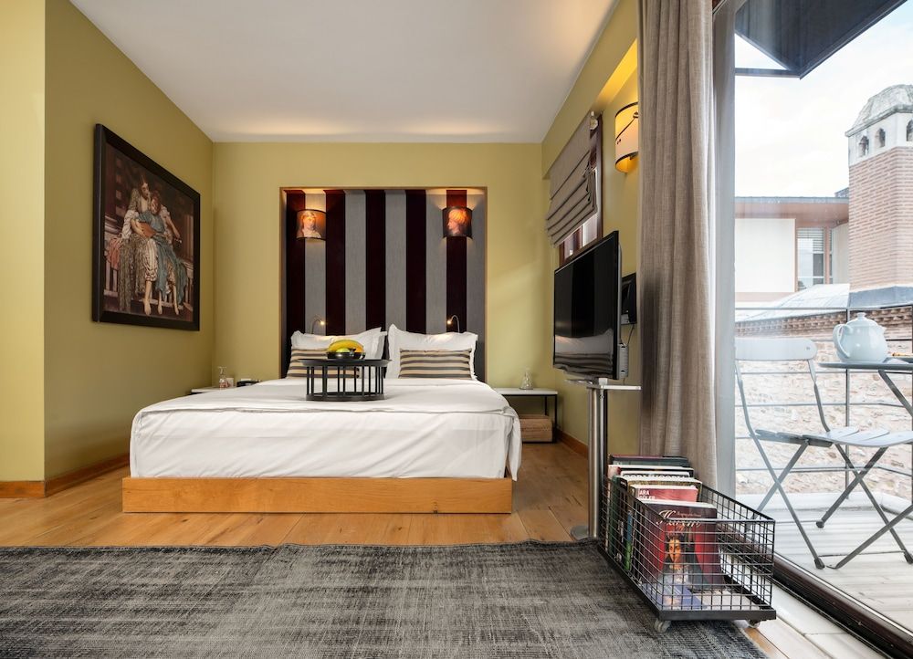 Hotel Ibrahim Pasha Deluxe Double Room 11