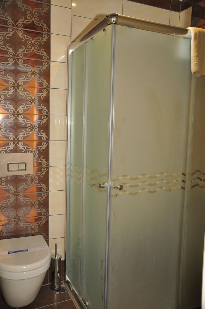 Aura Boutique Hotel Standard Double Room (One Double Bed, With Balcony) 7