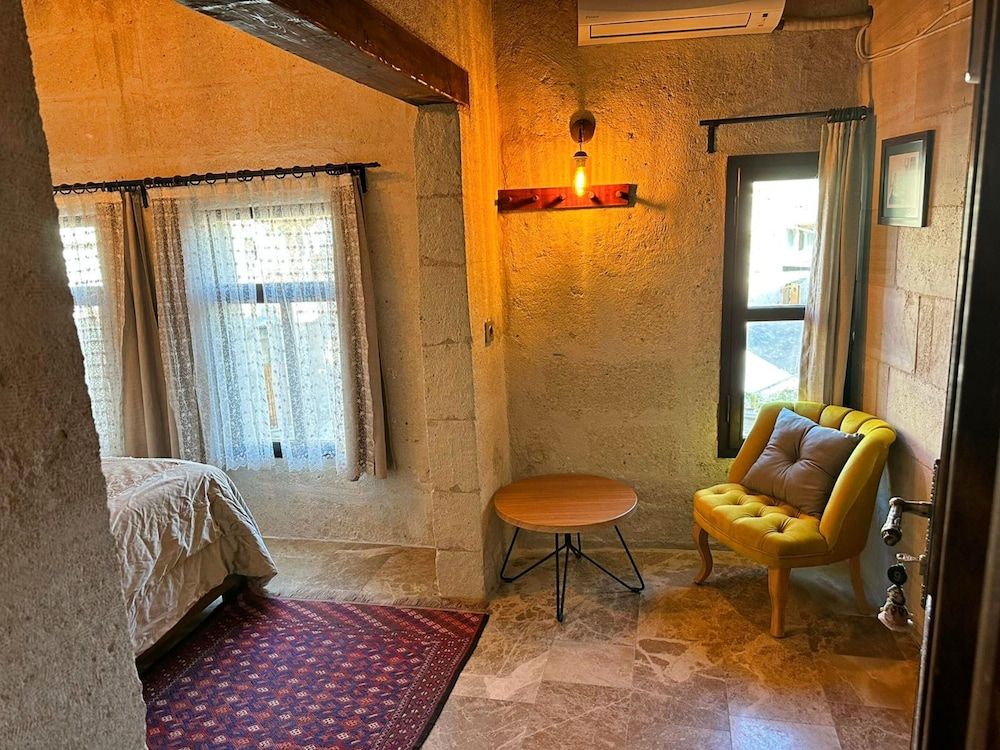 Taskonak Hotel Standard Room 6