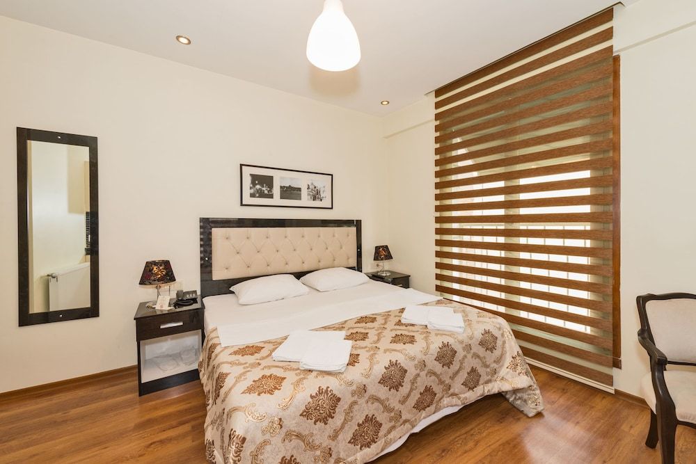 Invictum Residence Economy Room 2