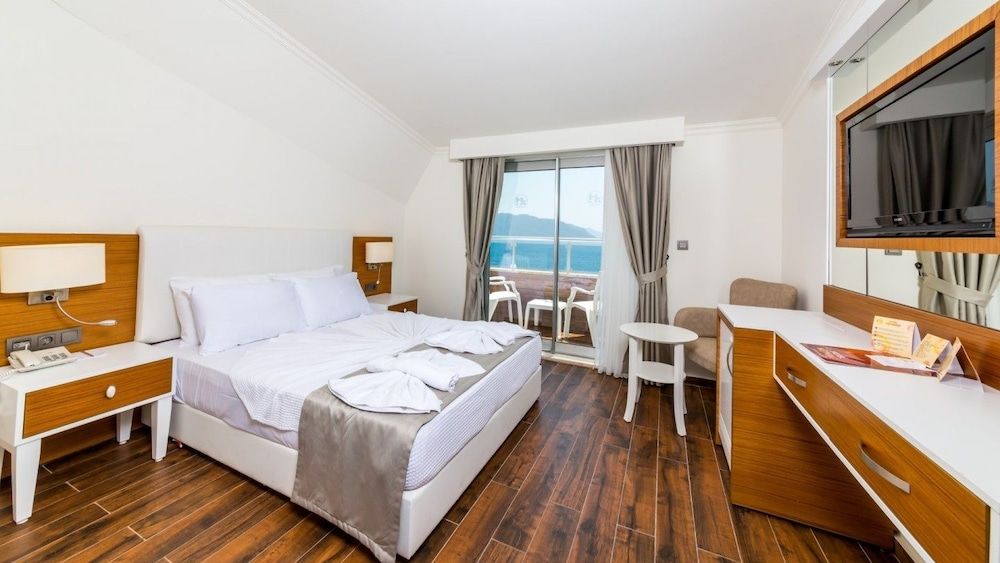 Ketenci Hotel Standard Room 4