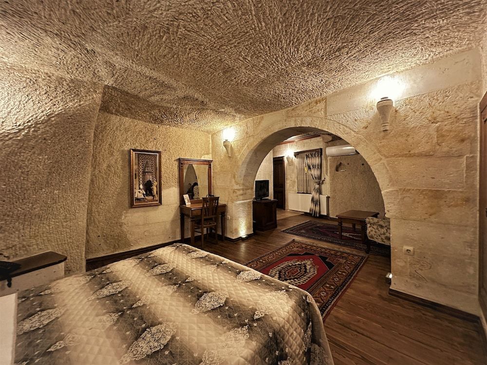 undefined Stone House Cave Hotel 9