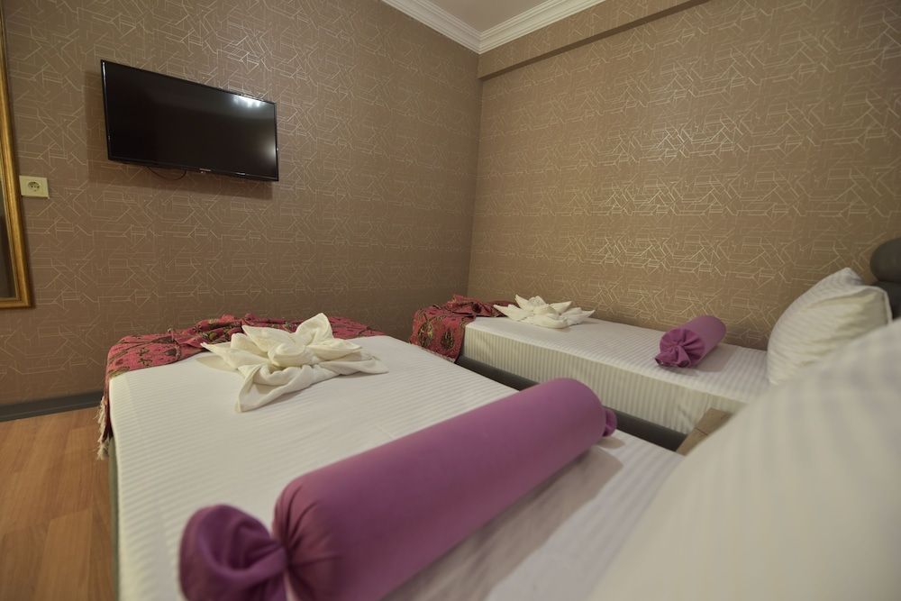 Omega Luxx Hotel - Boutique class Family Room 9