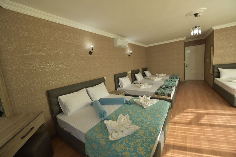 Omega Luxx Hotel - Boutique class Family Room 18