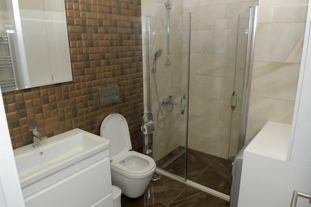 Saatli Apart Otel Economy Room, Balcony 8