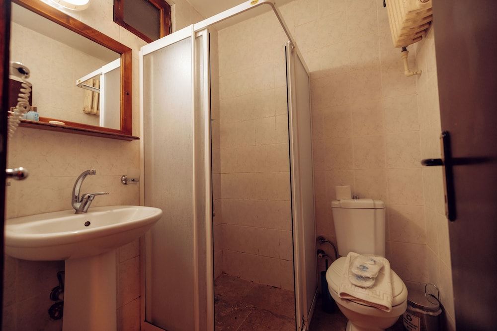 Melis Cave Hotel Standard Room 6