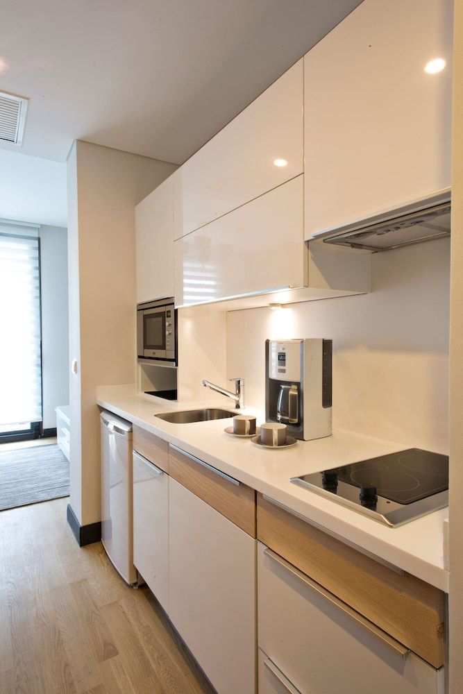 Platform Merter Suites Studio Suite 6