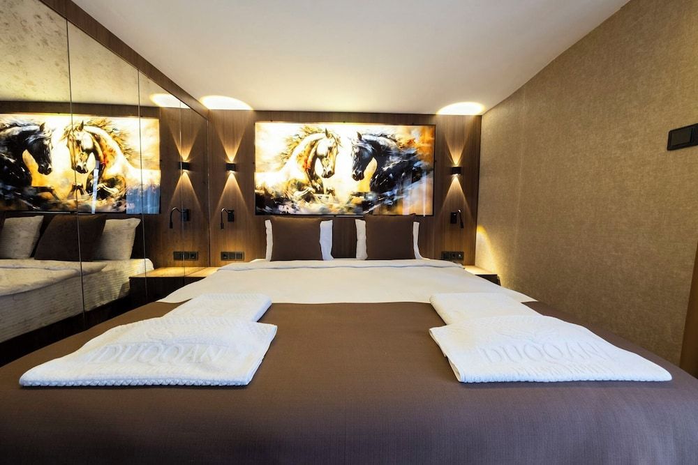 undefined Duqqan Deluxe Hotel 8