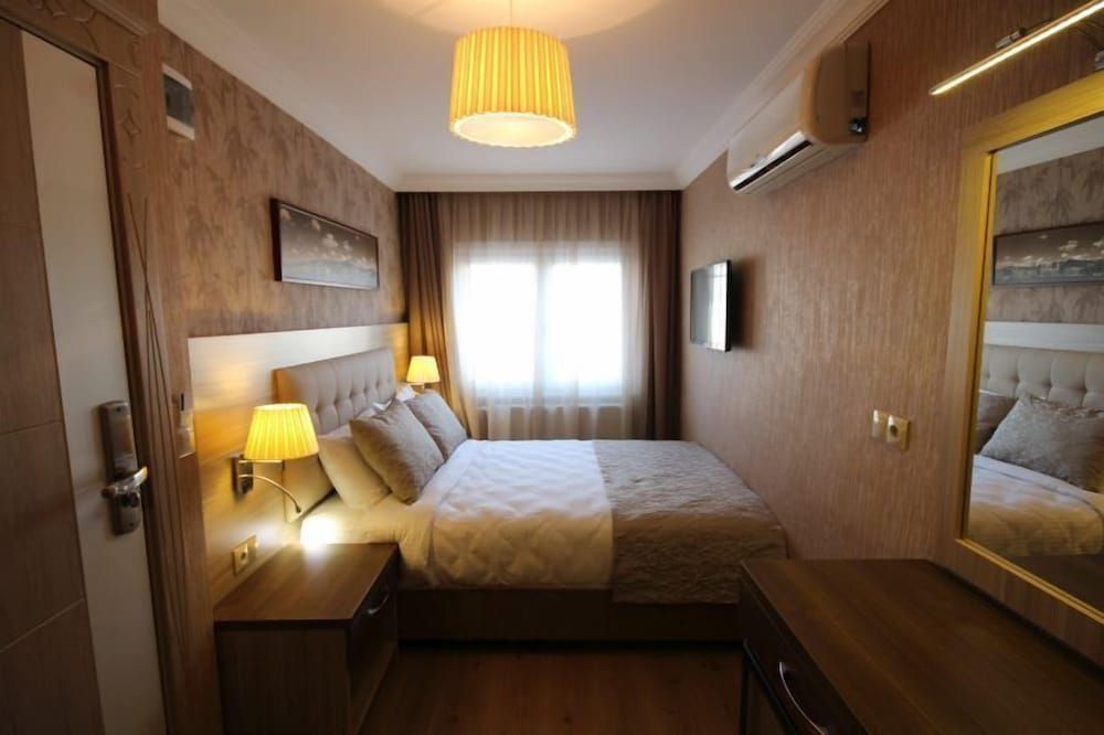 Aya Sergios Comfort Double Room, 1 Bedroom, Non Smoking, Garden View 3