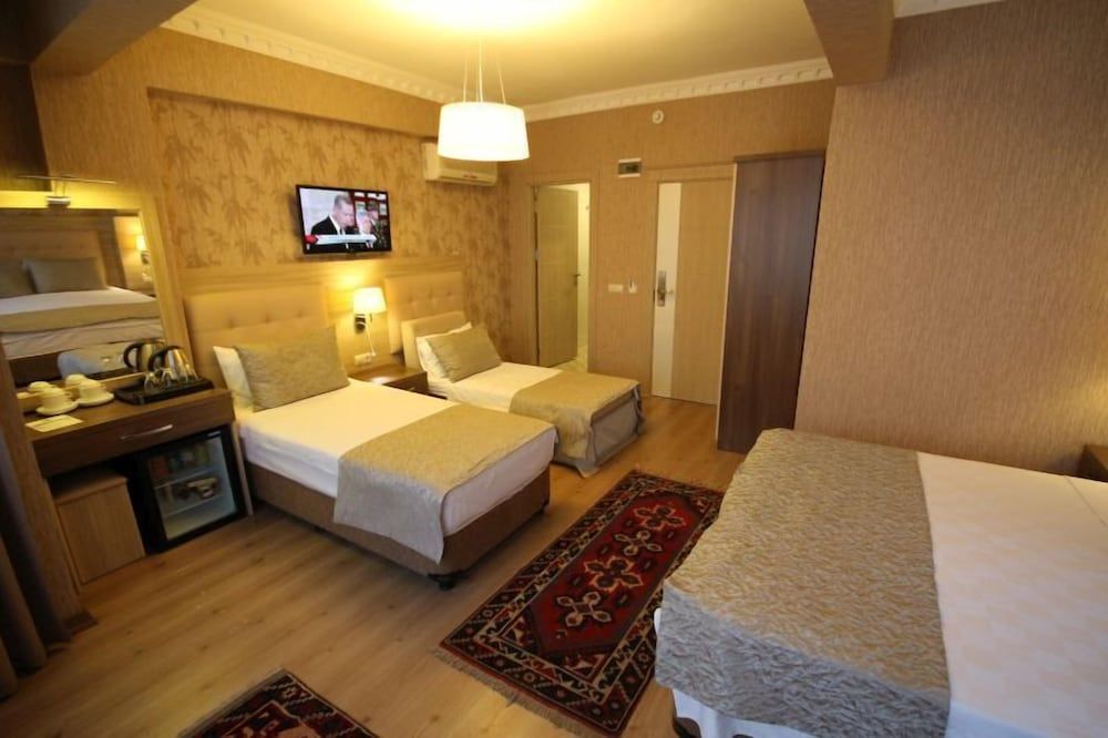 undefined Aya Sergios