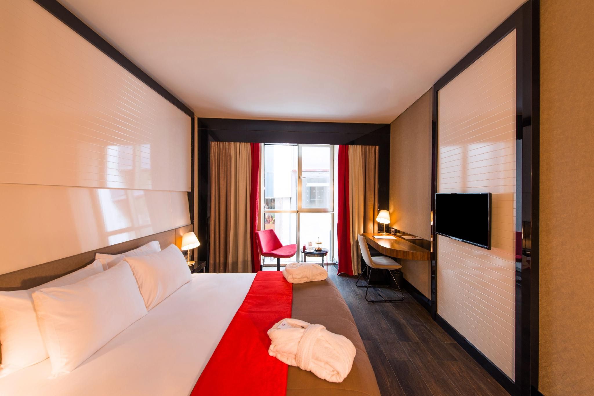 undefined Hotel Favori 7