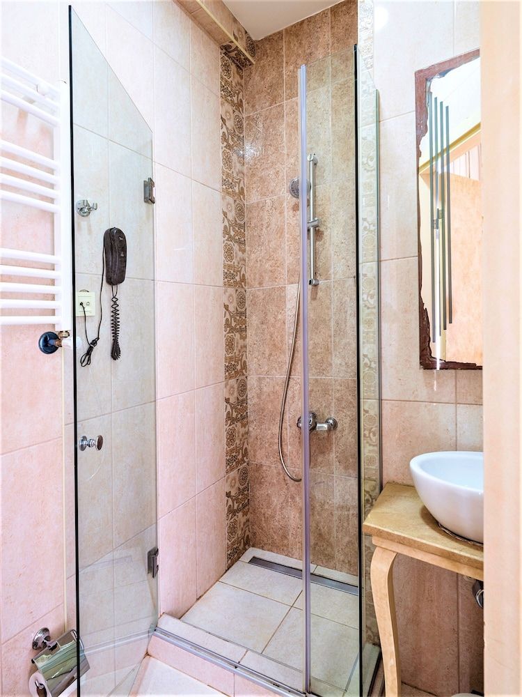 Ragıp Pasha Apartments Standard Room 9