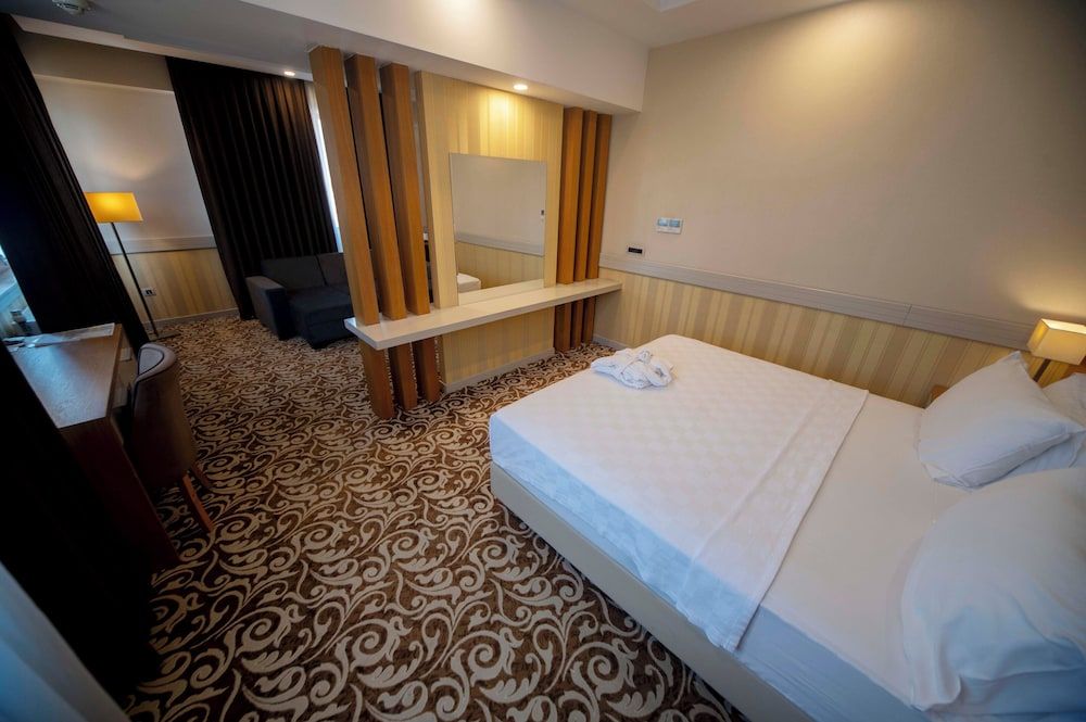 Grand Itimat Hotel Comfort Suite 2