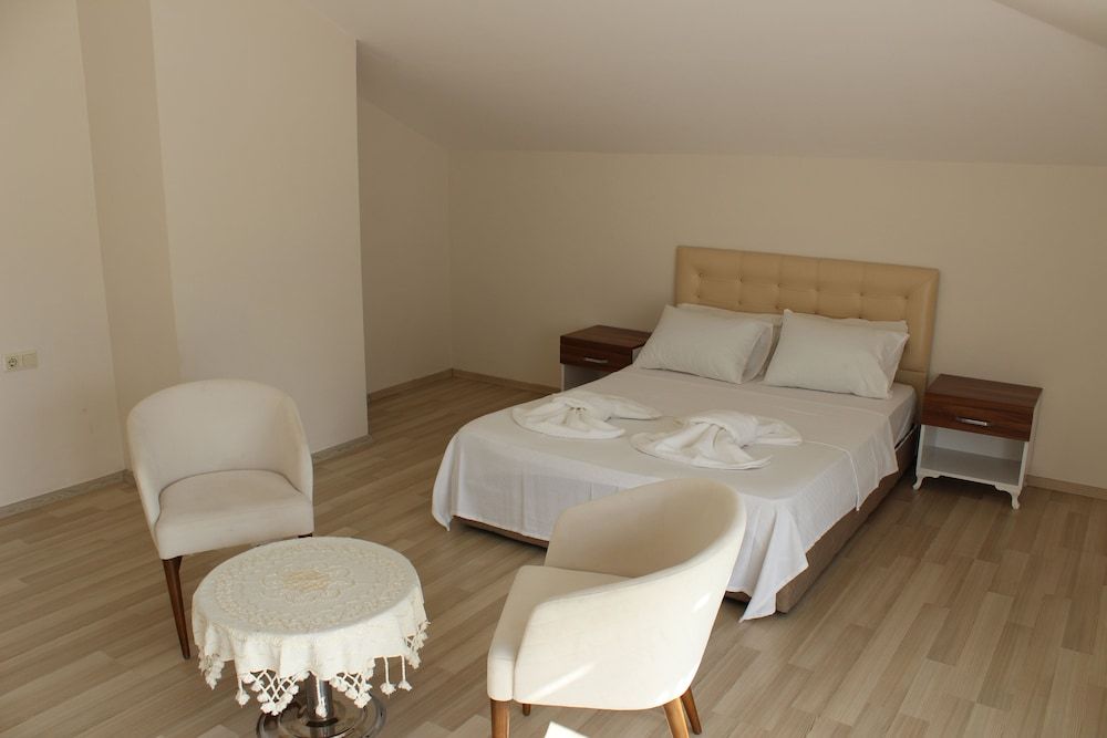 Family Duplex, 2 Bedrooms, Balcony, Mountain View