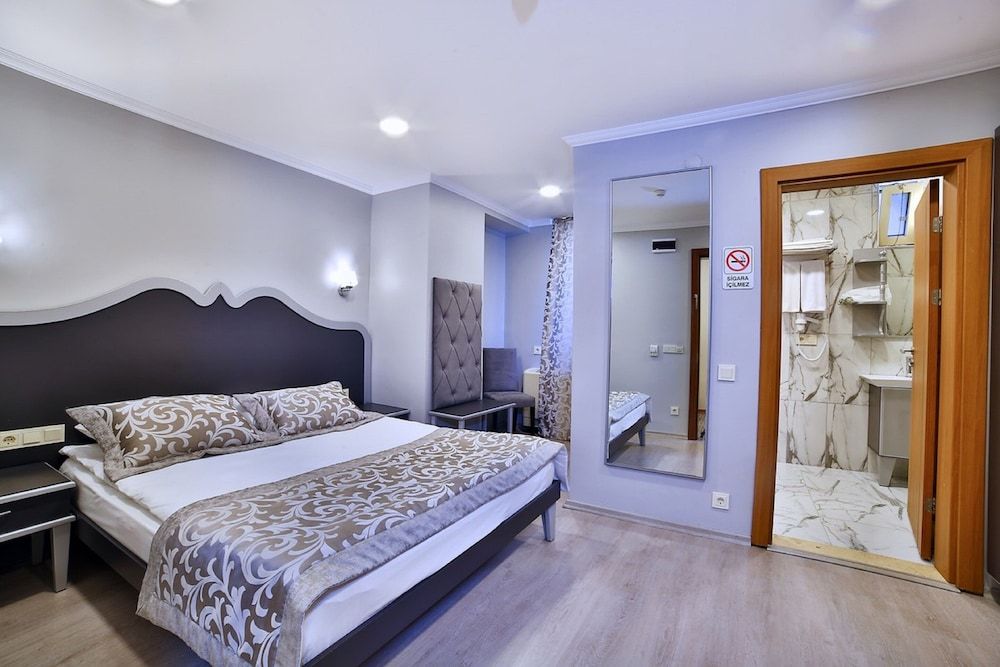 undefined The Hera Premium Hotels 4