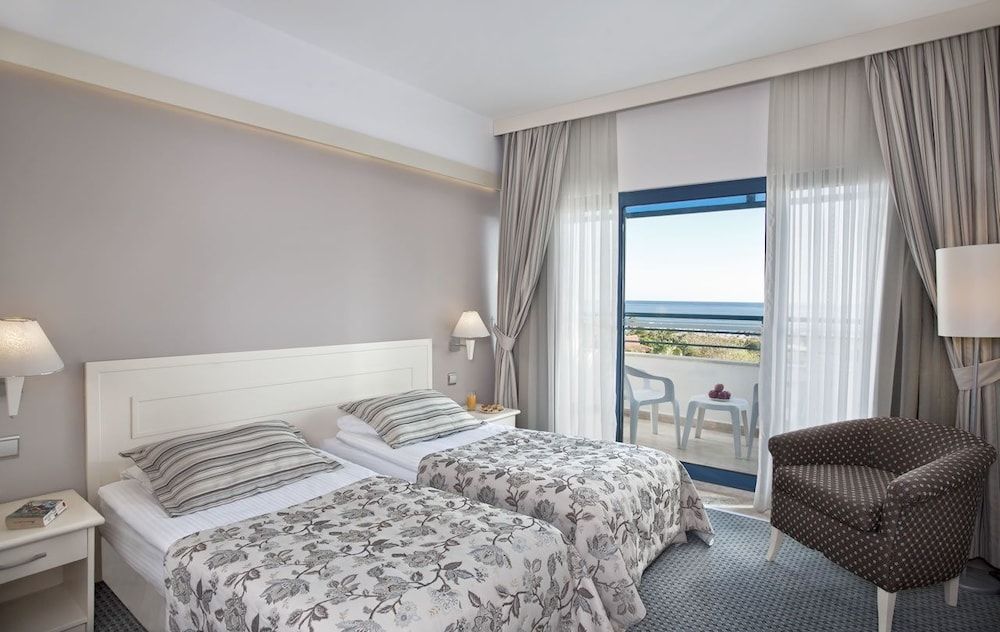 Sunrise Resort Hotel - All Inclusive Main Building Sea View Room 2