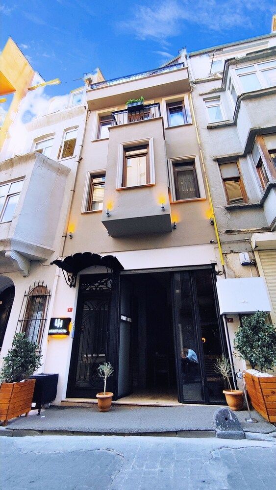 undefined Utarit Taksim 3