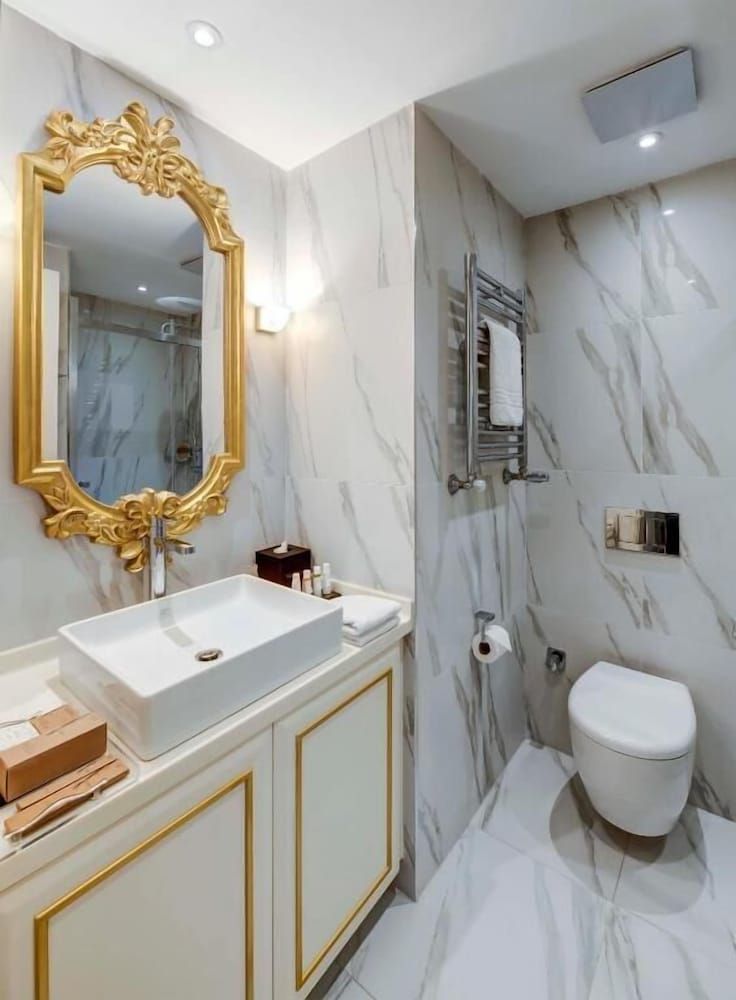 undefined Elysium Art Suites Bomonti 8