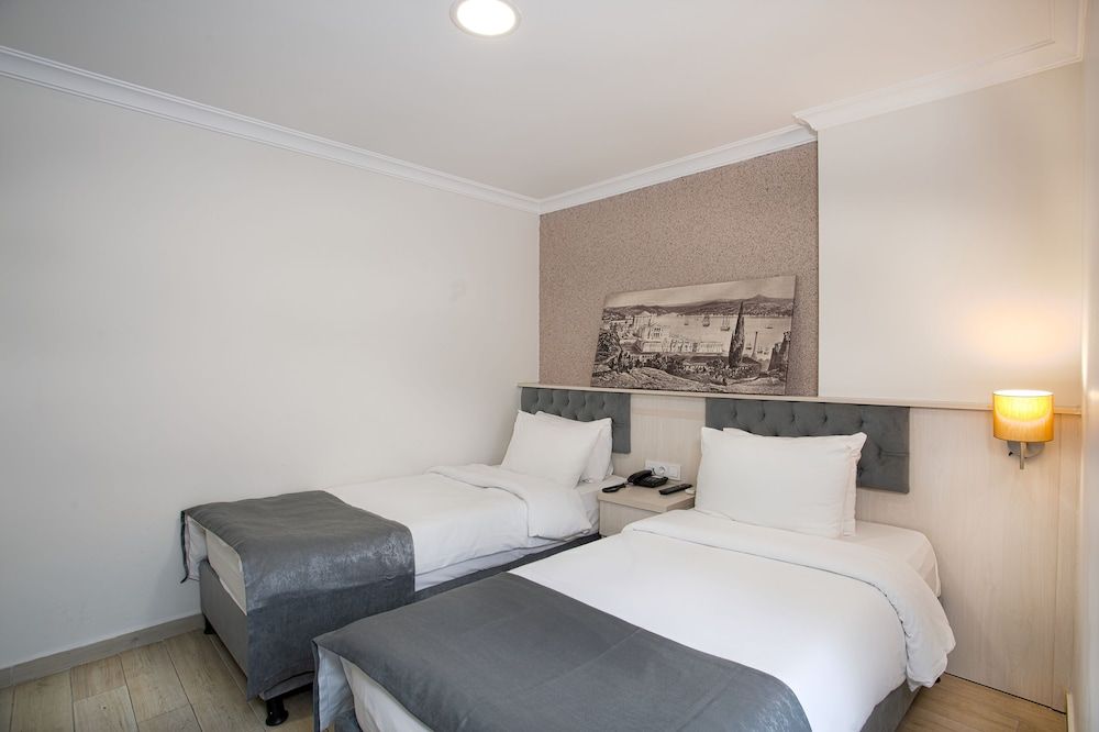 Sim Hotel Standard Double or Twin Room 3