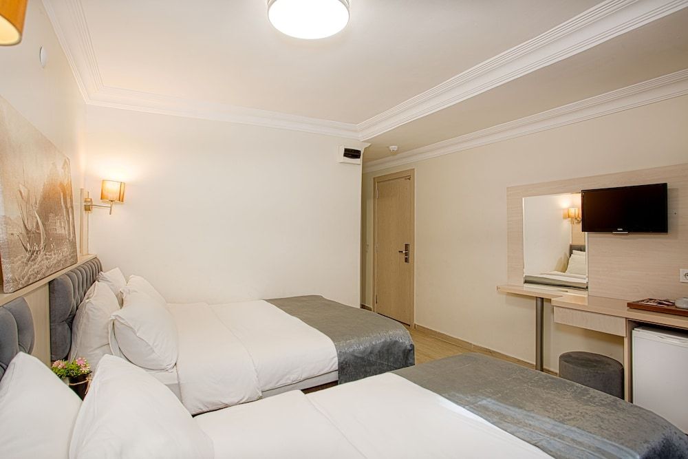 Sim Hotel Standard Double or Twin Room 6