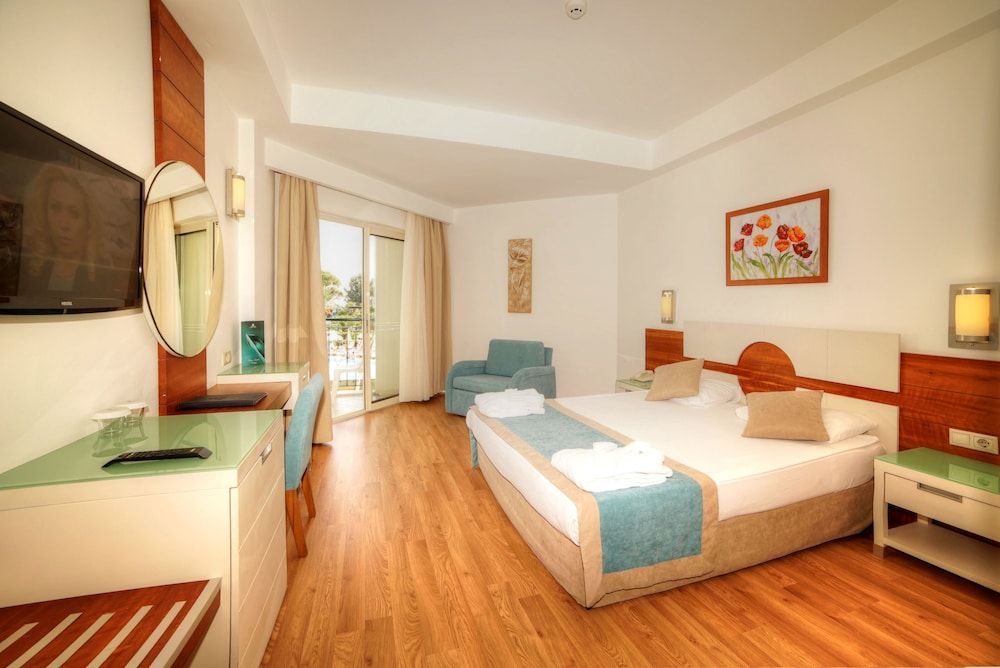 Zena Resort Hotel - All Inclusive Standard Triple Room 2