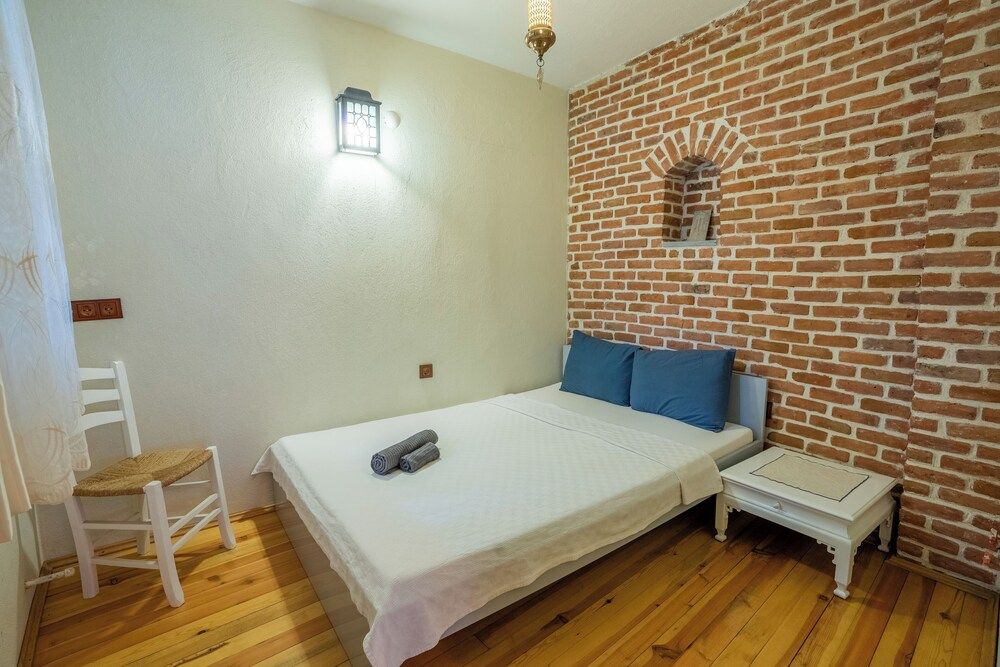 Attalos Suites Hotel Family Suite 3