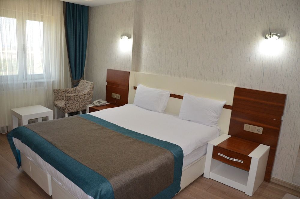 Grand Ahos Hotel & Spa Double Room, 1 Queen Bed 5