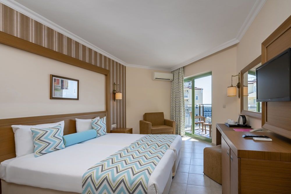 Iz Flower Side Beach Hotel - All Inclusive Double Room, Balcony 5