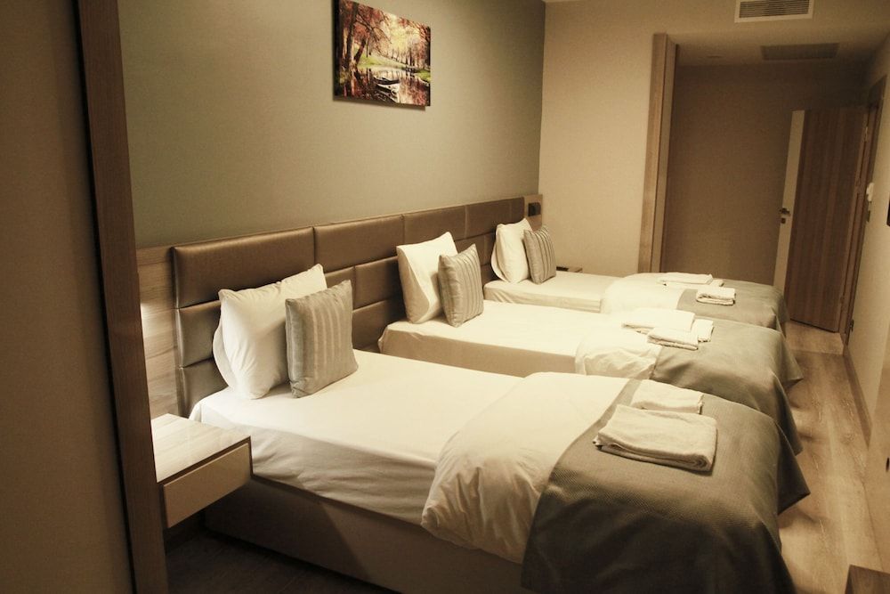 undefined New Suites 4