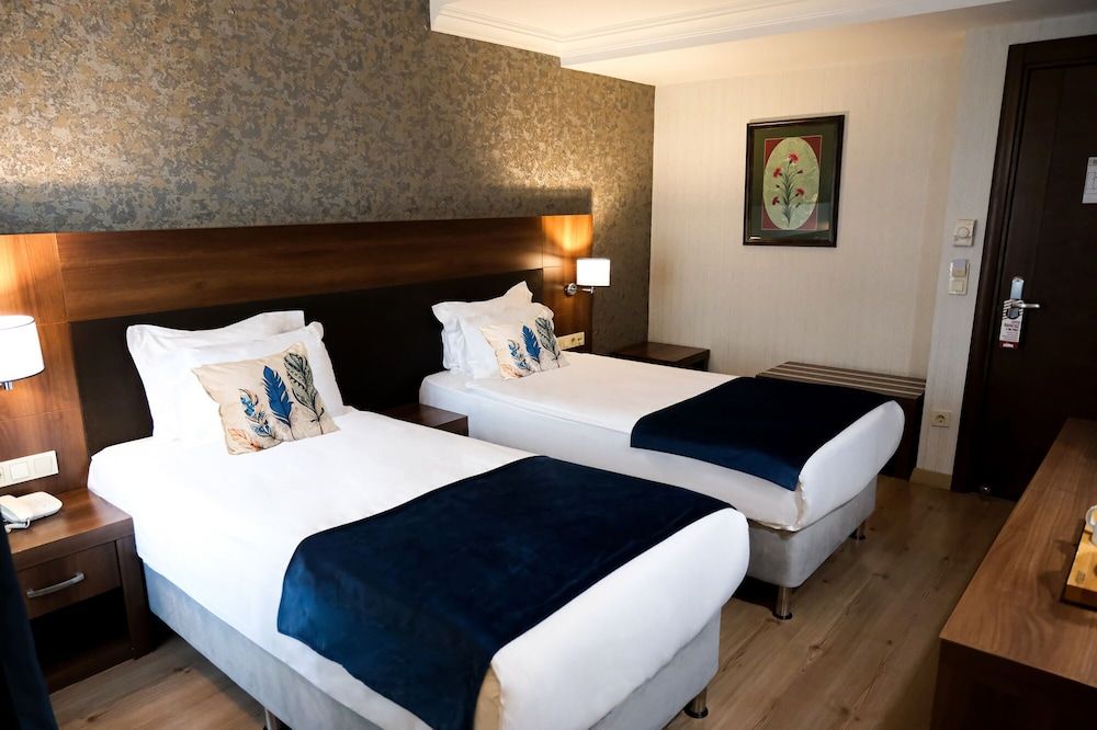 undefined Rhiss Hotel Bostanci 2