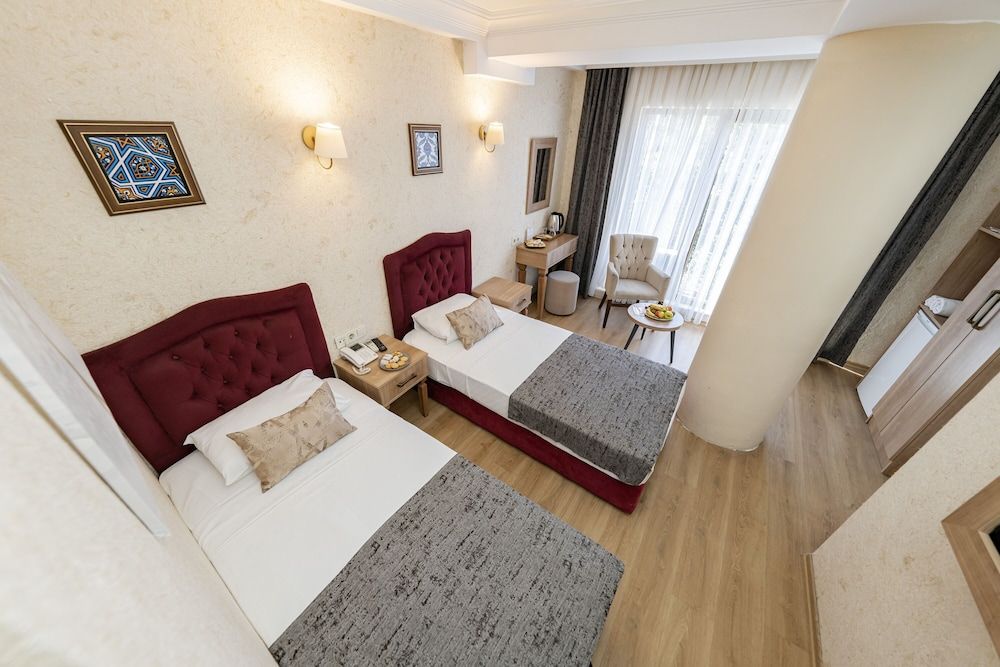Konur Hotel Standard Twin Room 9