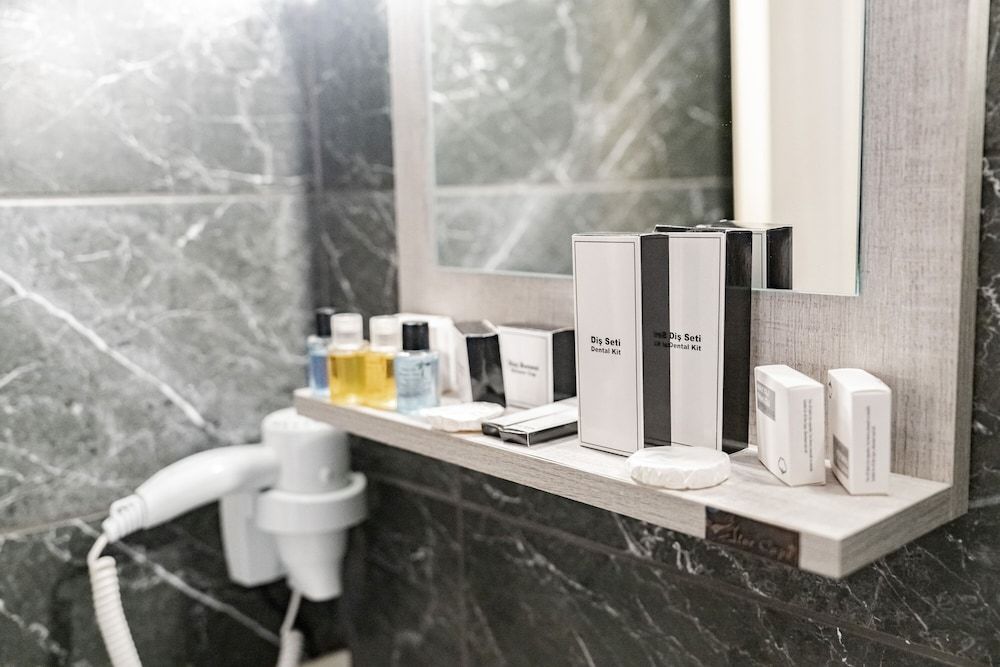 Konur Hotel Standard Twin Room 17