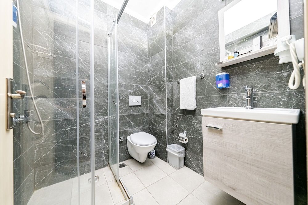 Konur Hotel Standard Twin Room 14