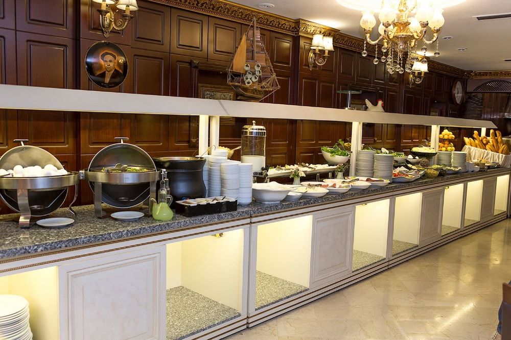 undefined Hotel Buyuk Hamit 6