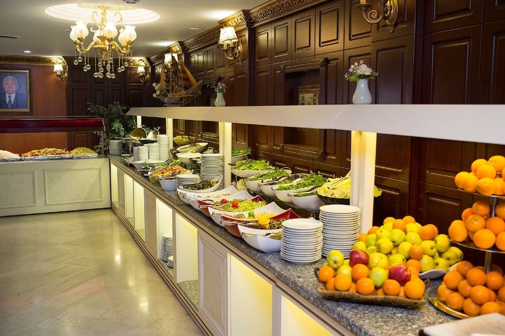 undefined Hotel Buyuk Hamit 4