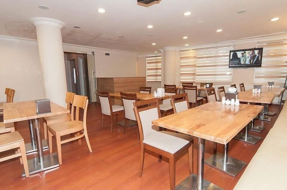 undefined Dolce Vita Apartments 5