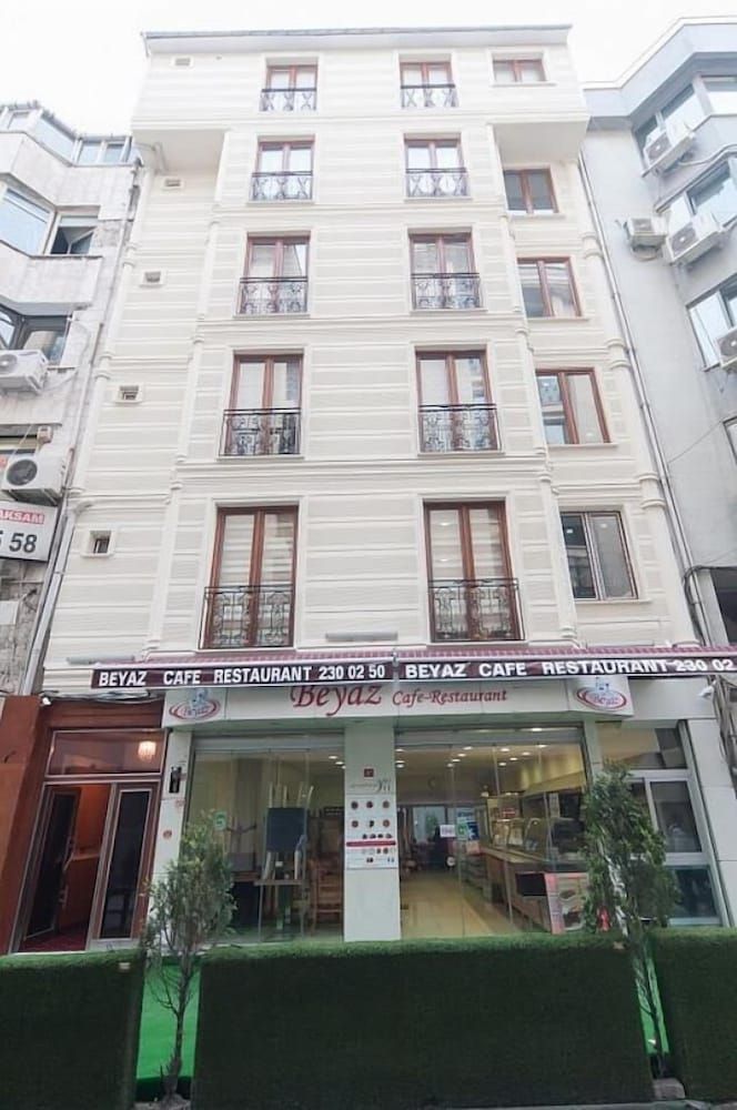 undefined Dolce Vita Apartments