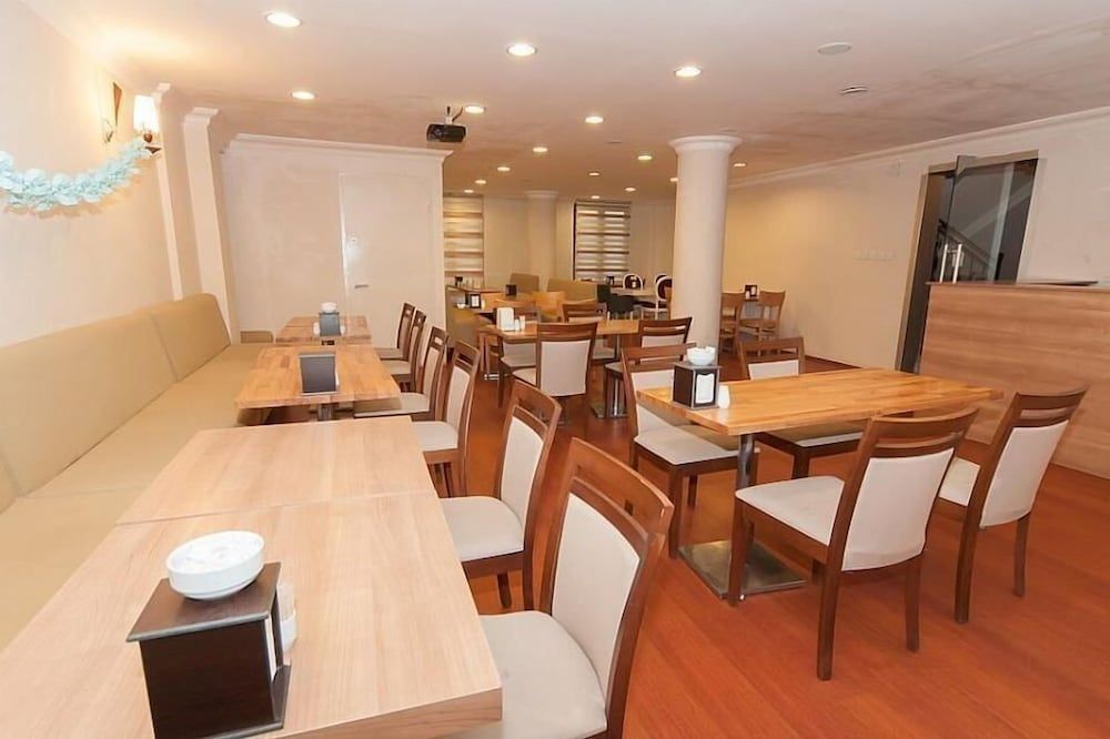 undefined Dolce Vita Apartments 8