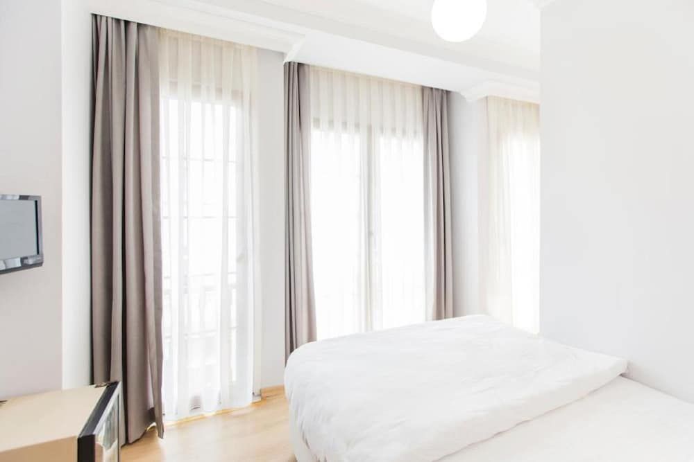 Bucoleon by Cheers Economy Double Room 5