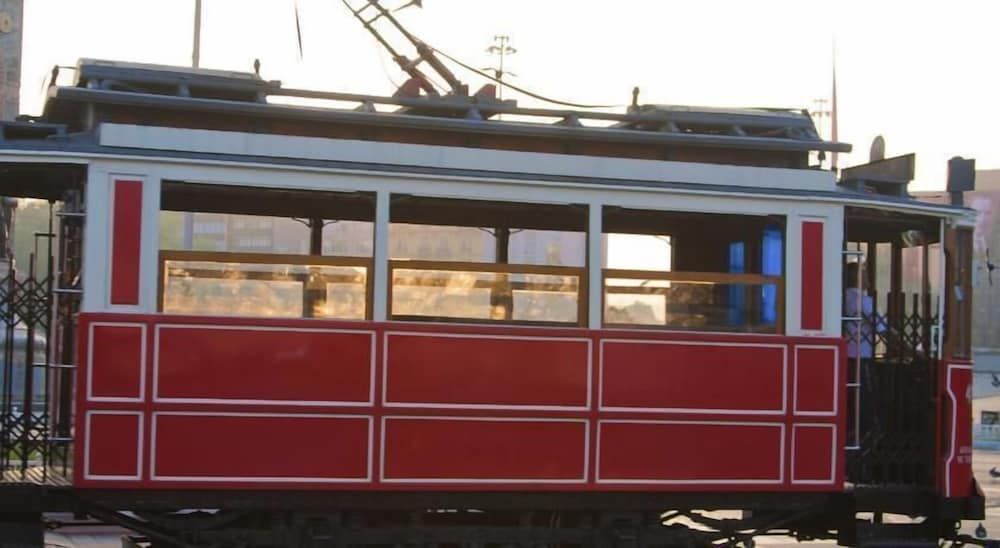 undefined Net House Hotel 6