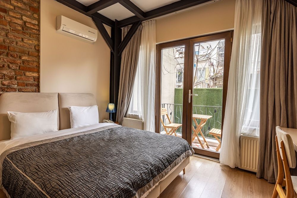 Calanthe Residence Superior Double or Twin Room 2