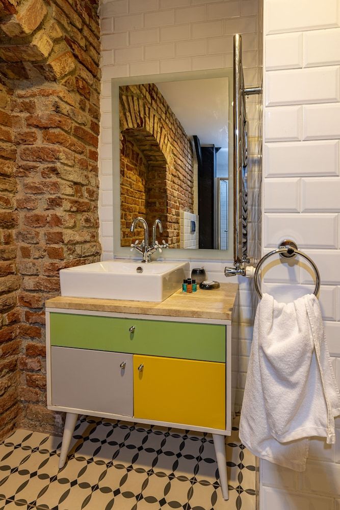 Calanthe Residence Superior Double or Twin Room 8