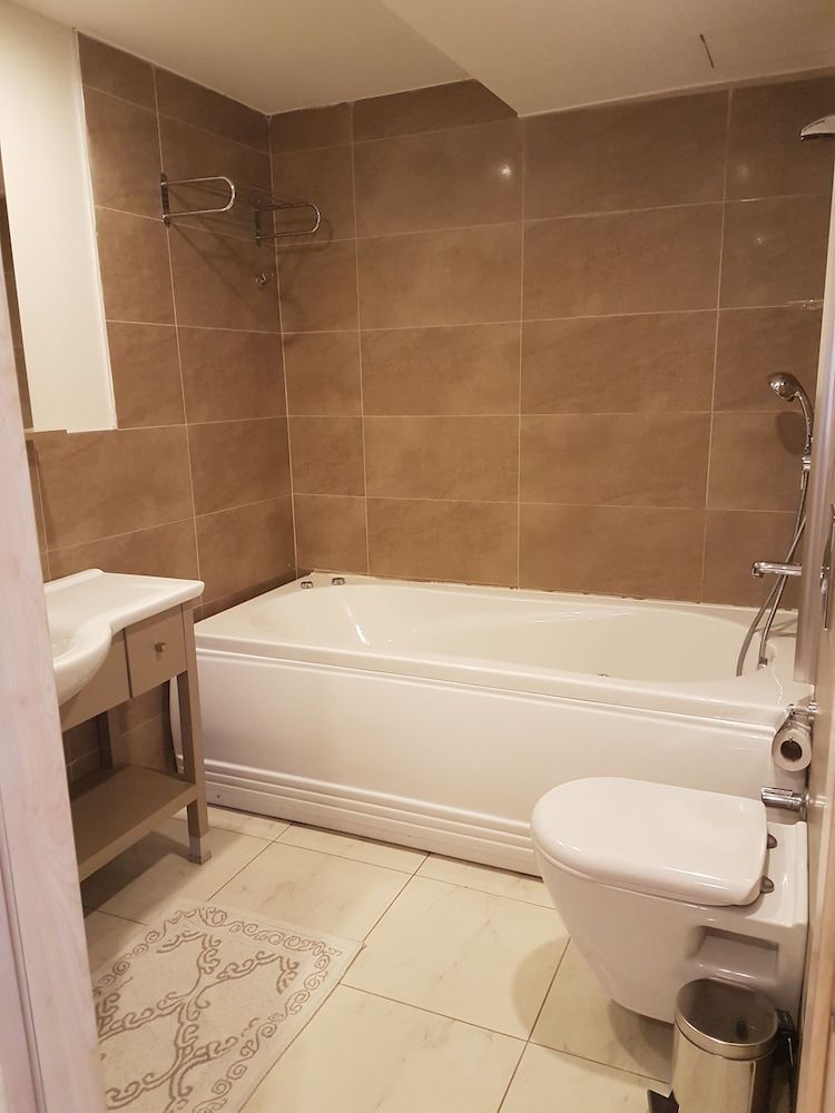 Galata 1785 Suites Deluxe Suite (Spa Bath) 3