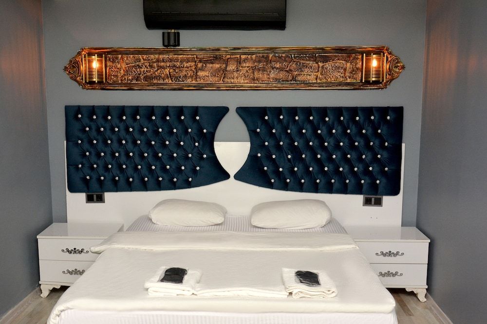 undefined Palmiye Suit